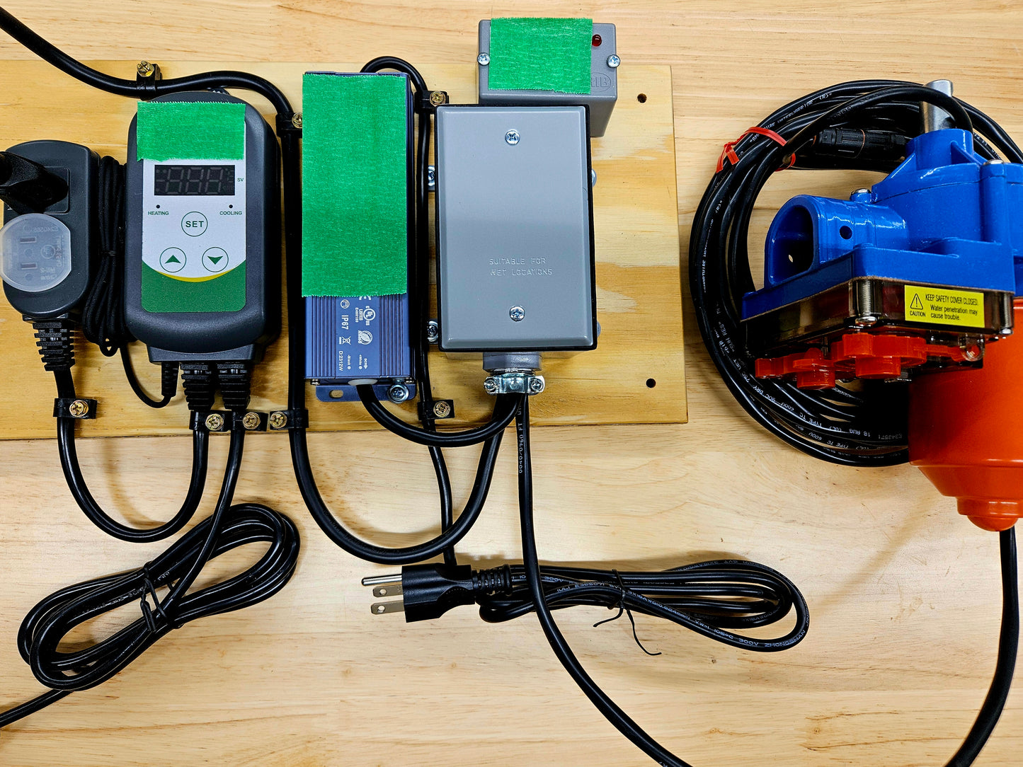 Automatic Roll-Up Greenhouse Side Opener