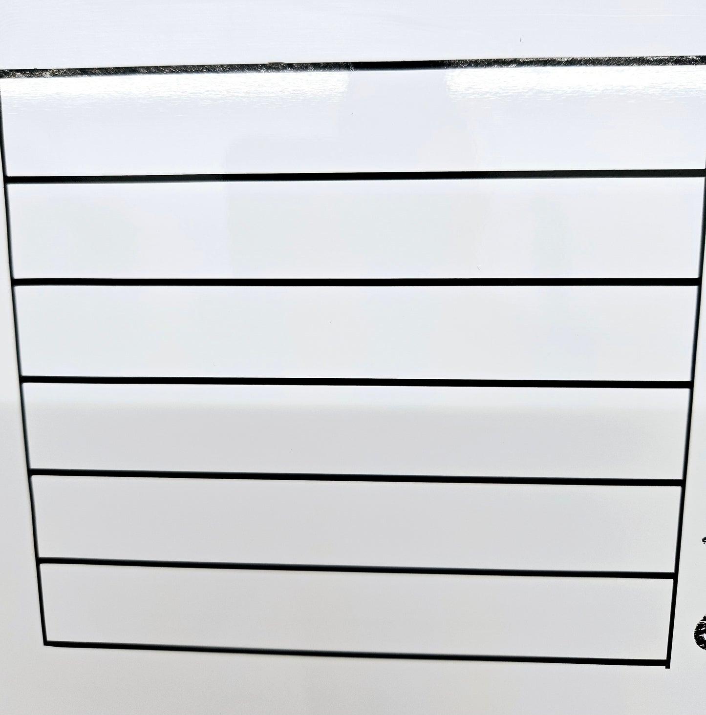 Market Garden White Board Bed Layout