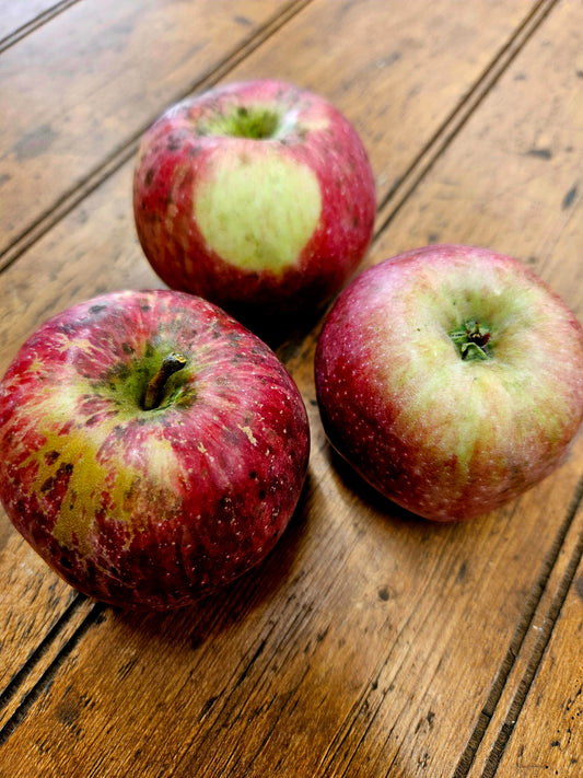 Apple (3) - NEVER SPRAYED
